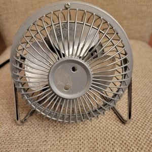 Massey 4” Metal Electric Personal Desk Fan